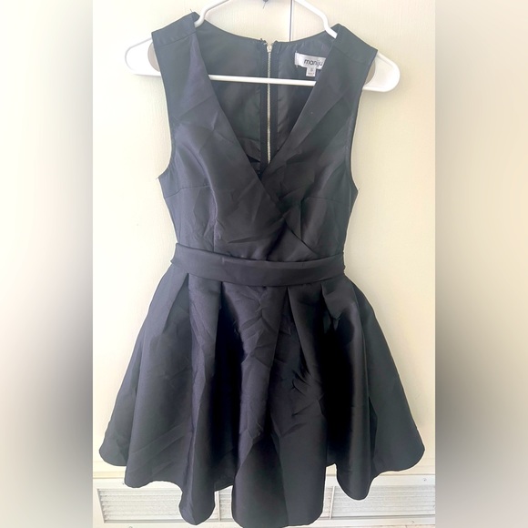 Maniju Black Short Sexy A-Line Dress With Open Back Special Occasion Size S - Picture 2 of 7
